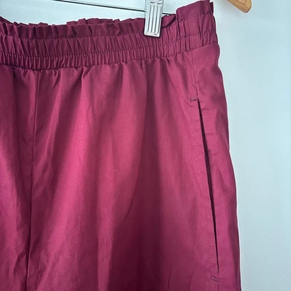 NWOT House of Harlow 1960 Burgundy Maroon Stretchy Waistband Wide-Leg Pants Med - Picture 5 of 9